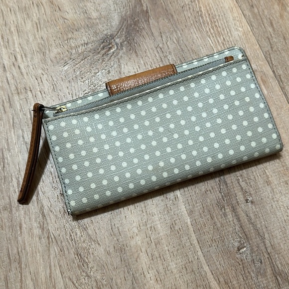 FOSSIL | Polka Dot Leather Wallet - Picture 7 of 7